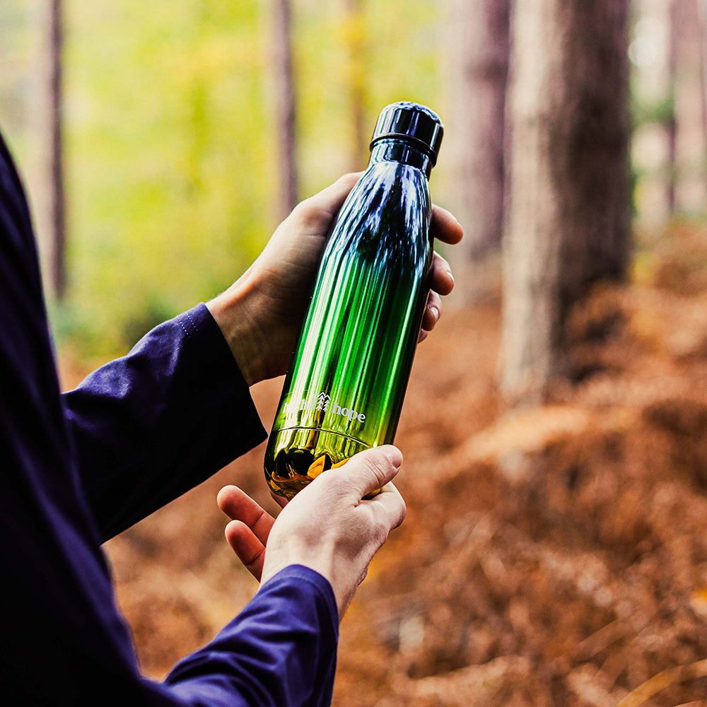 MUGS & BOTTLES